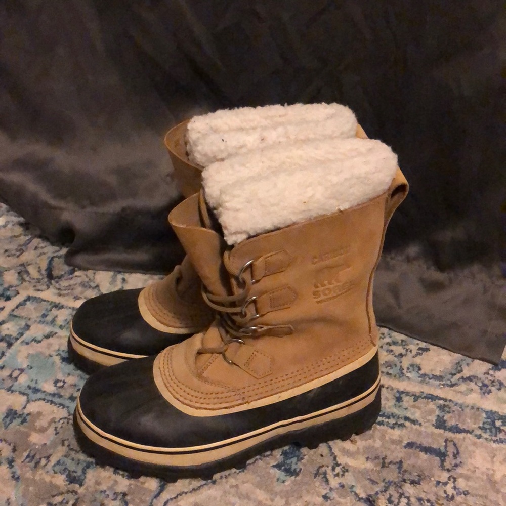 Sorel caribou boots